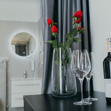 Poppy Downtown Suites Sarajevo Sarajewo Zewnętrze zdjęcie