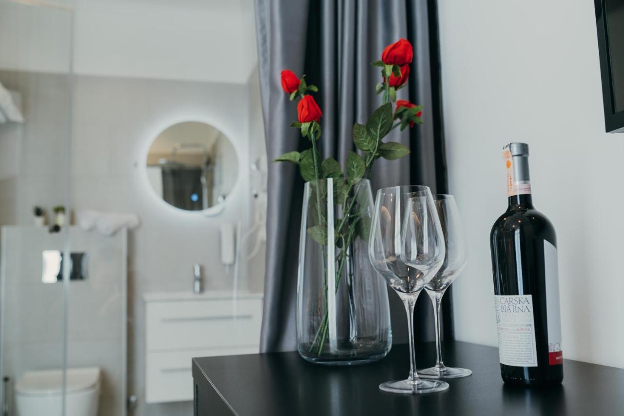 Poppy Downtown Suites Sarajevo Sarajewo Zewnętrze zdjęcie